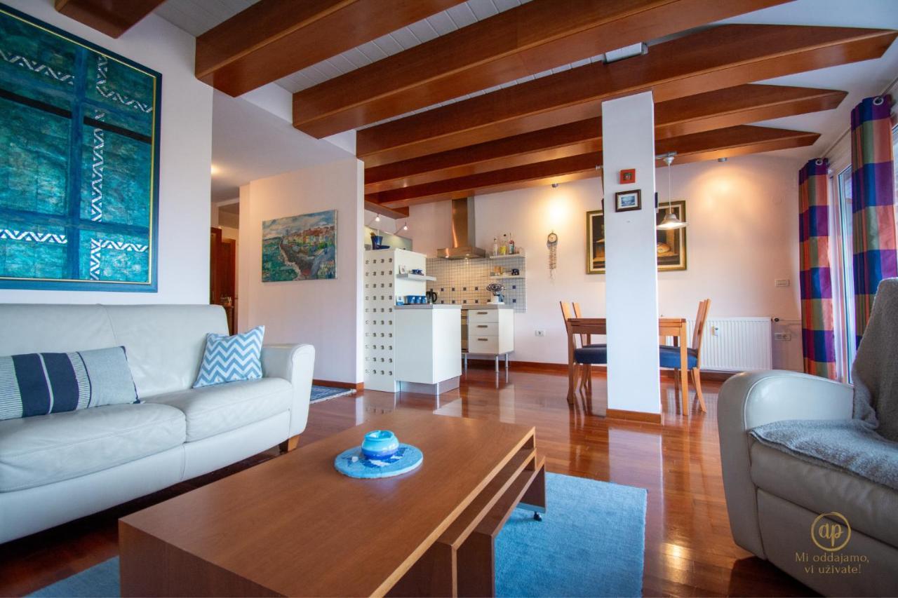 Apartment Myway Порторож Екстер'єр фото